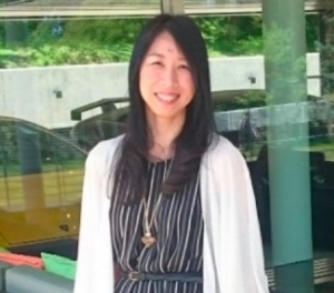 林亜紀子