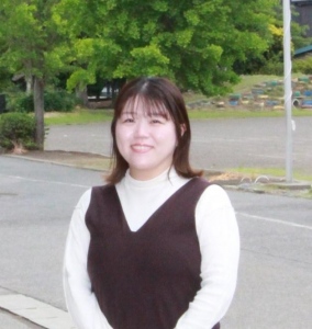 二瓶朋恵