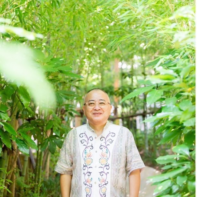 越川 宗亮